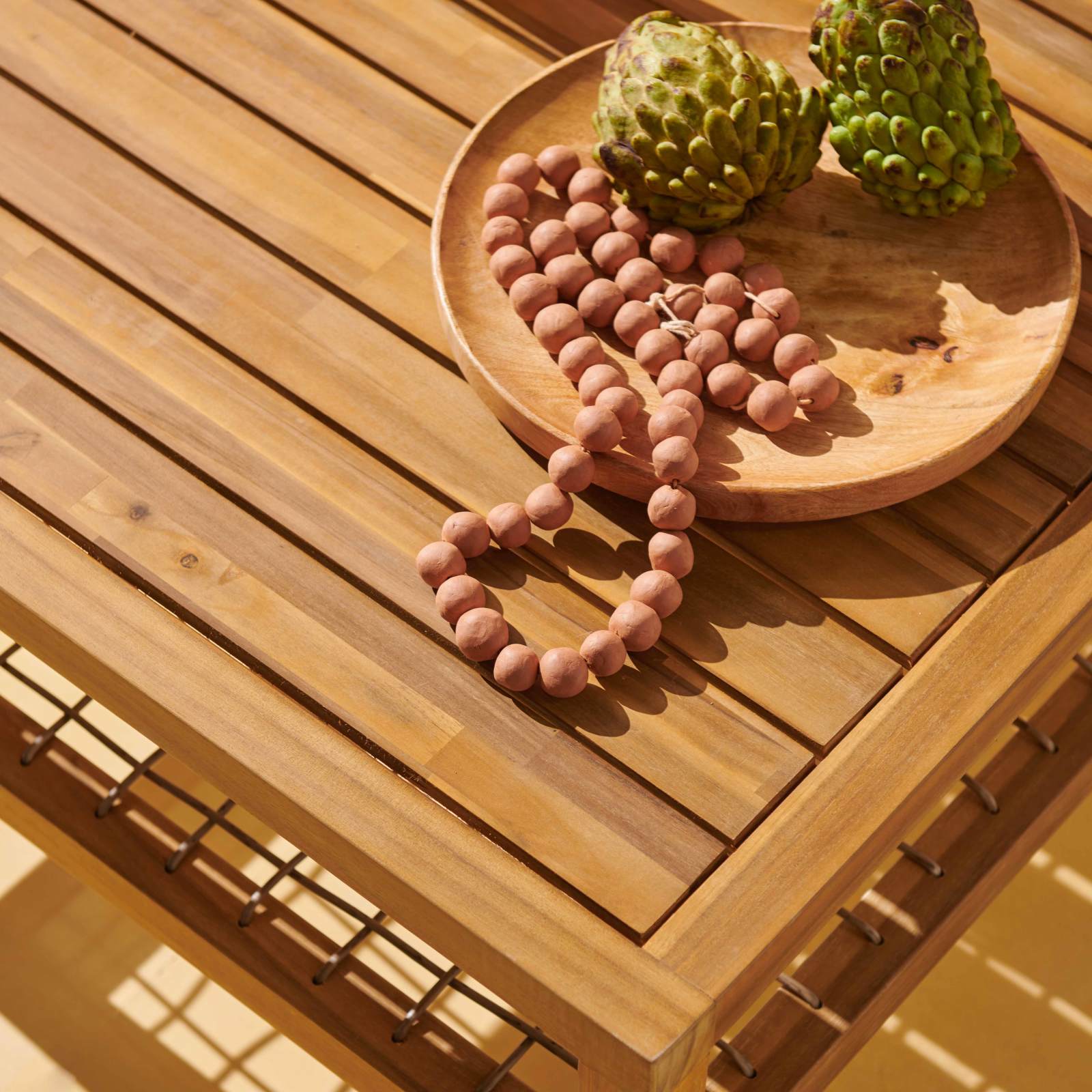 Table basse de jardin en acacia avec plateau de rangement