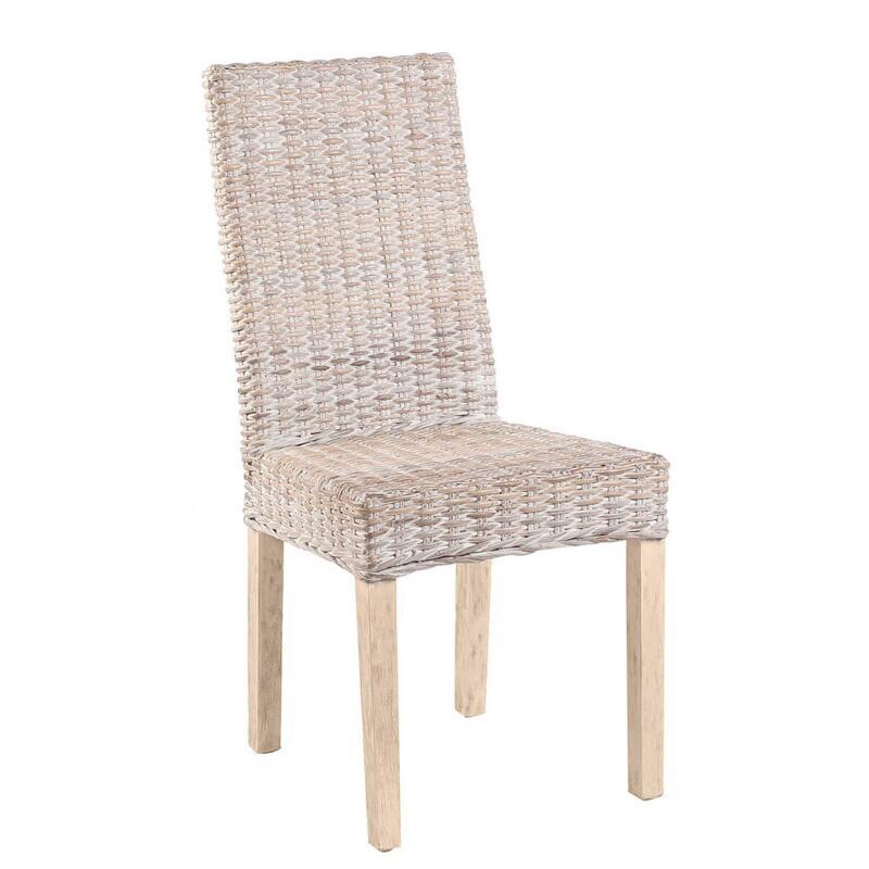 Chaise en kubu blanc tressé