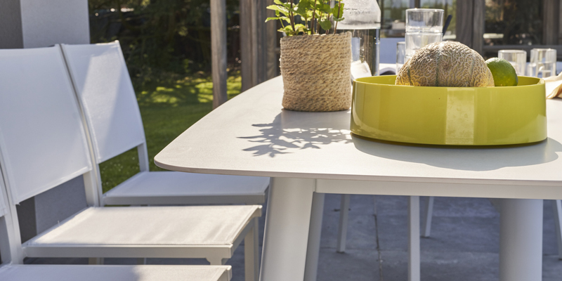 Table de jardin en aluminium